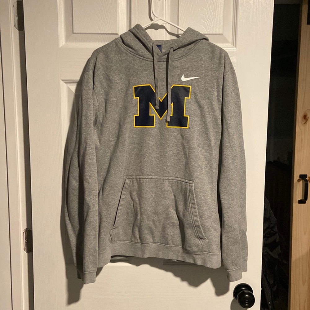 Mens university of Michigan Nike hoodie